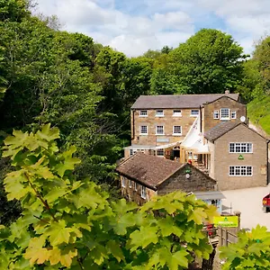 Yha Boggle Hole , Fylingthorpe United Kingdom